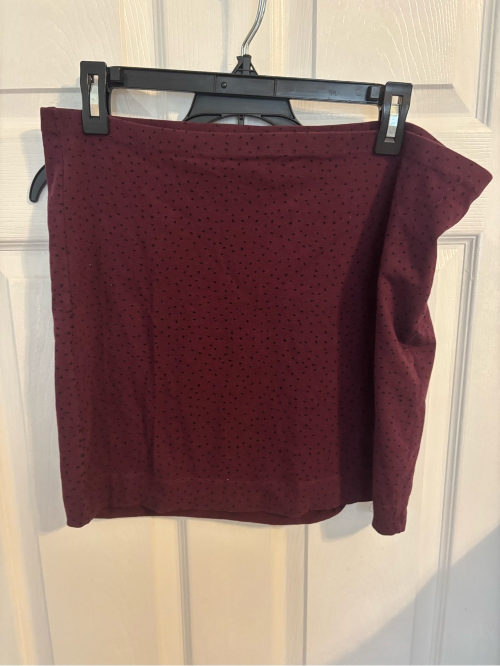 H&M Women's Burgundy Polka Dot Mini Bodycon Skirt